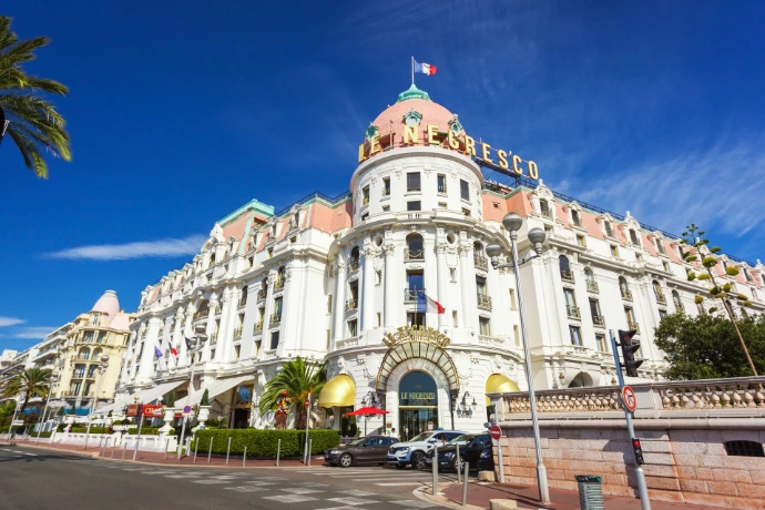 Front de mer de Nice, ville du campus CMH