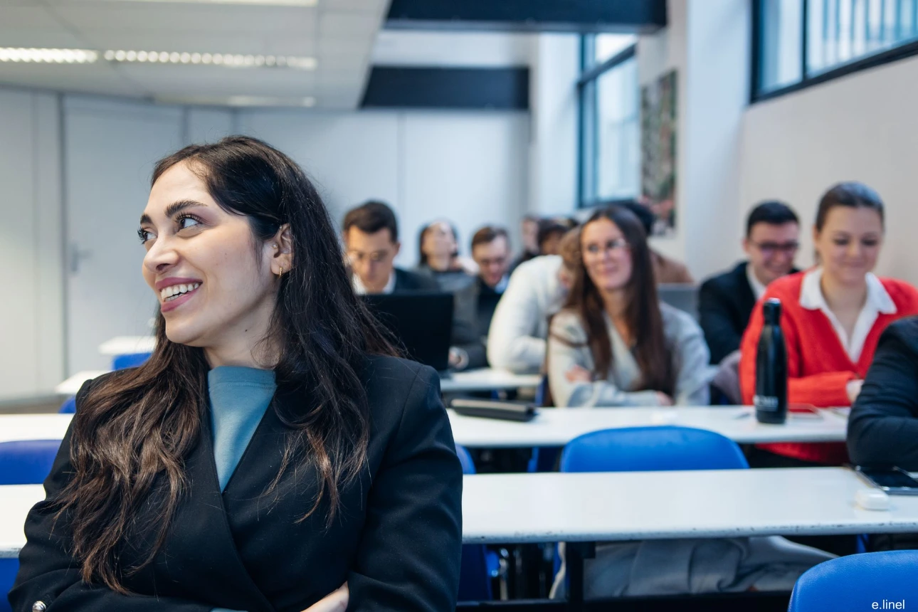Vie étudiante sur le campus CMH de Paris — photo 1