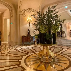 Shangri-La Paris CMH